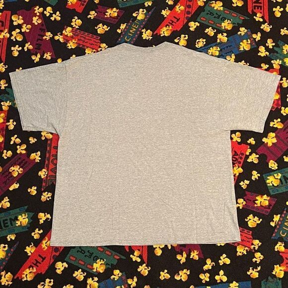 The Crayola Factory Easton PA Official Merchandise Graphic Tee Shirt / Size 2XL - Picture 2 of 4